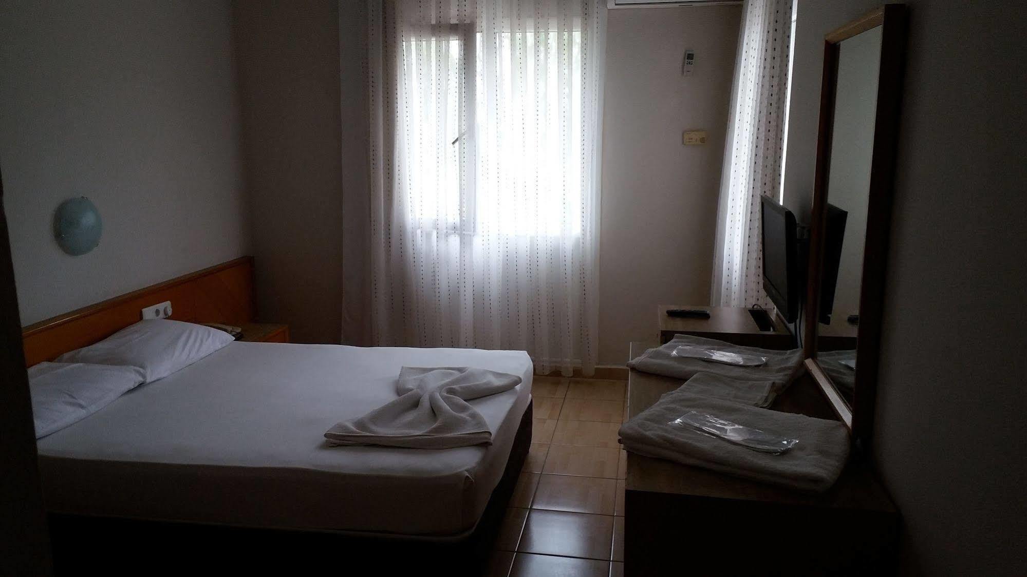Isinda Hotel アンタルヤ エクステリア 写真